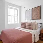 Luxury 2Br 1Bath Financial District Escape Near Wall Street