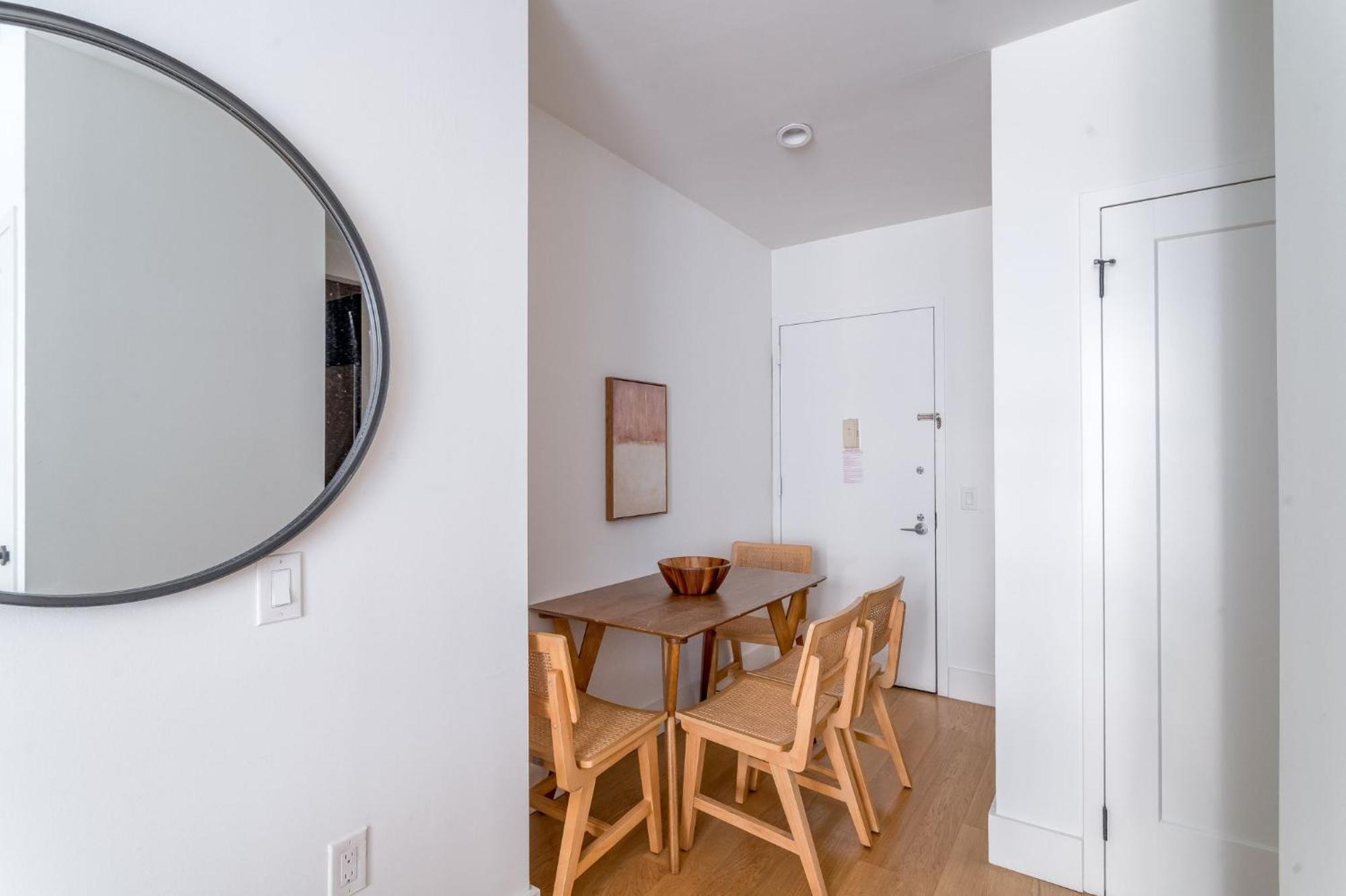 Apartment Luxury 2br 1bath Financial District Escape Near Street